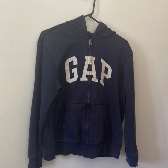 it's a cap brand sweater beautiful - Picture 1 of 3